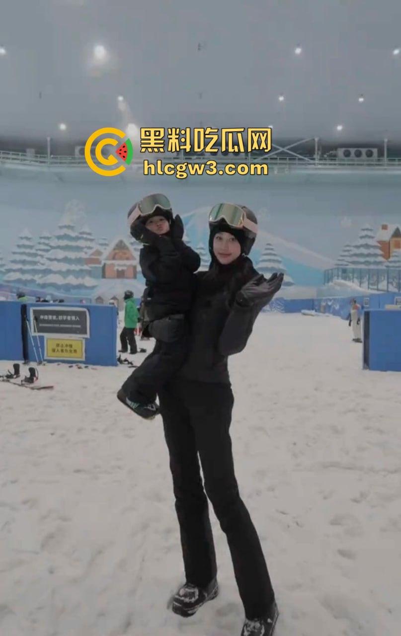 擦边也能剑指财富？冠军剑不够用擦边当武器！击剑冠军『秦雪』反手回怼擦边-9