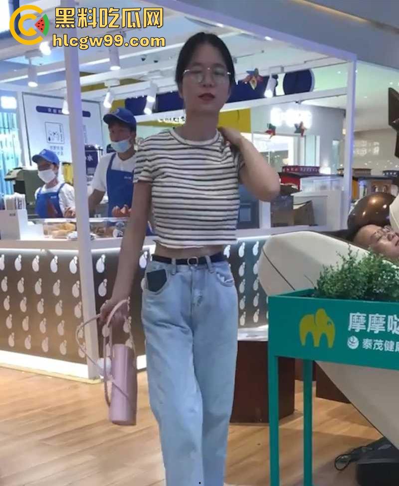 你一生所追求的白月光其实只是别人的胯下母狗!广州大学【魏书玲】与男友私密视频流出,淫骚自拍反差惊人。-3