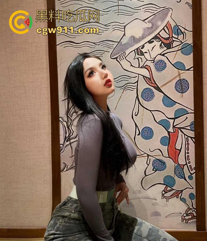 抖音性感网红【成美男】原来是推特知名网黄【你的欲梦】各种露脸性爱骑乘视频曝光，根本撸不够！-8