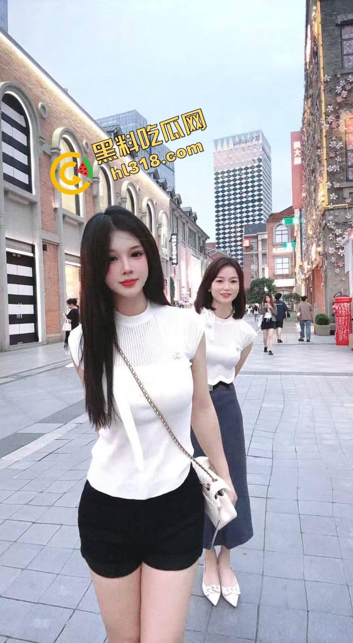 女大学生嫩逼喷水太猛，开房一操床单全湿透，粉穴夹得啪啪响，抽插几下就高潮喷水停不下来！-3