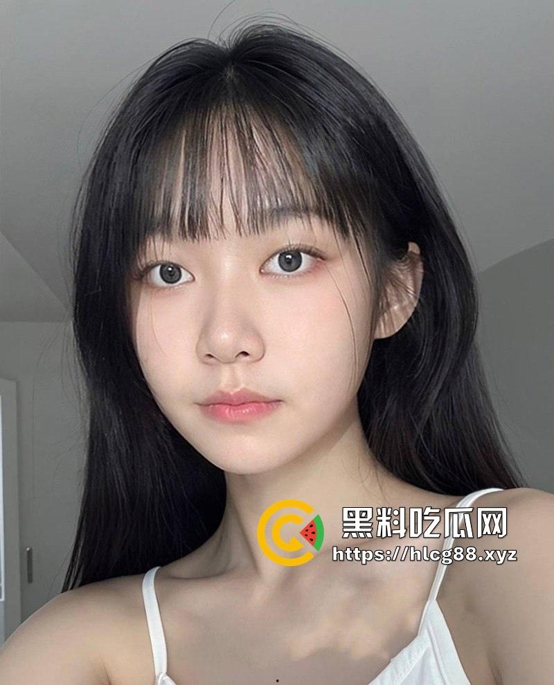 小编推荐!广州星辰文化有限公司巨乳女白领【秦雯雯】职场视频OL秒变网调尤物 视频遭男友泄露。-1