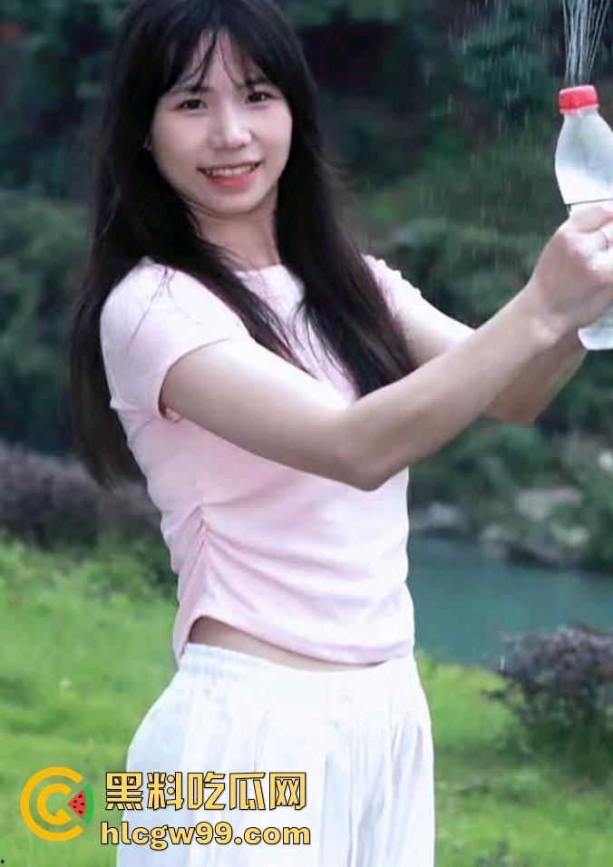 江西职业技术学院清纯学妹【秦倩倩】卫生间掰穴勾引炮友，全裸展示性感娇躯，不良视频曝光泄露，极致反差！-5