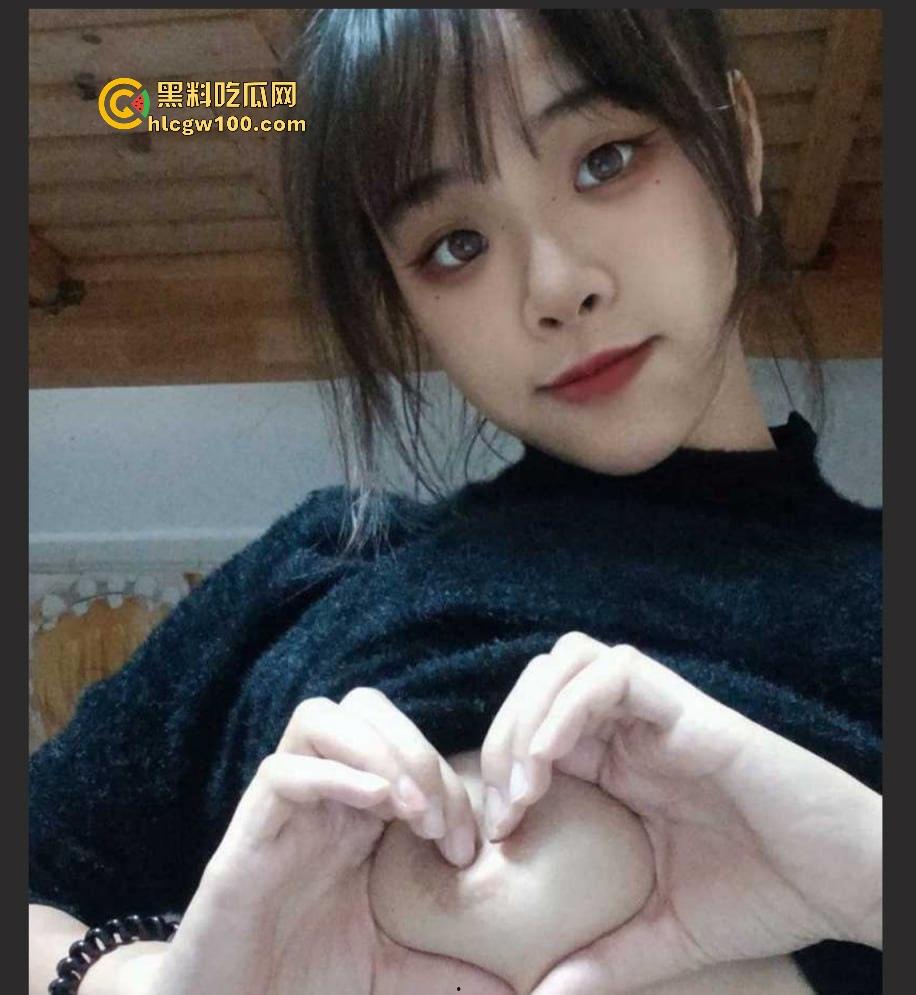 曲阜师范大学大三骚妹【李欣茹】宿舍自拍流出，清纯脸掩不住浪劲，小菊花掰开摆拍，骚得一塌糊涂！-6