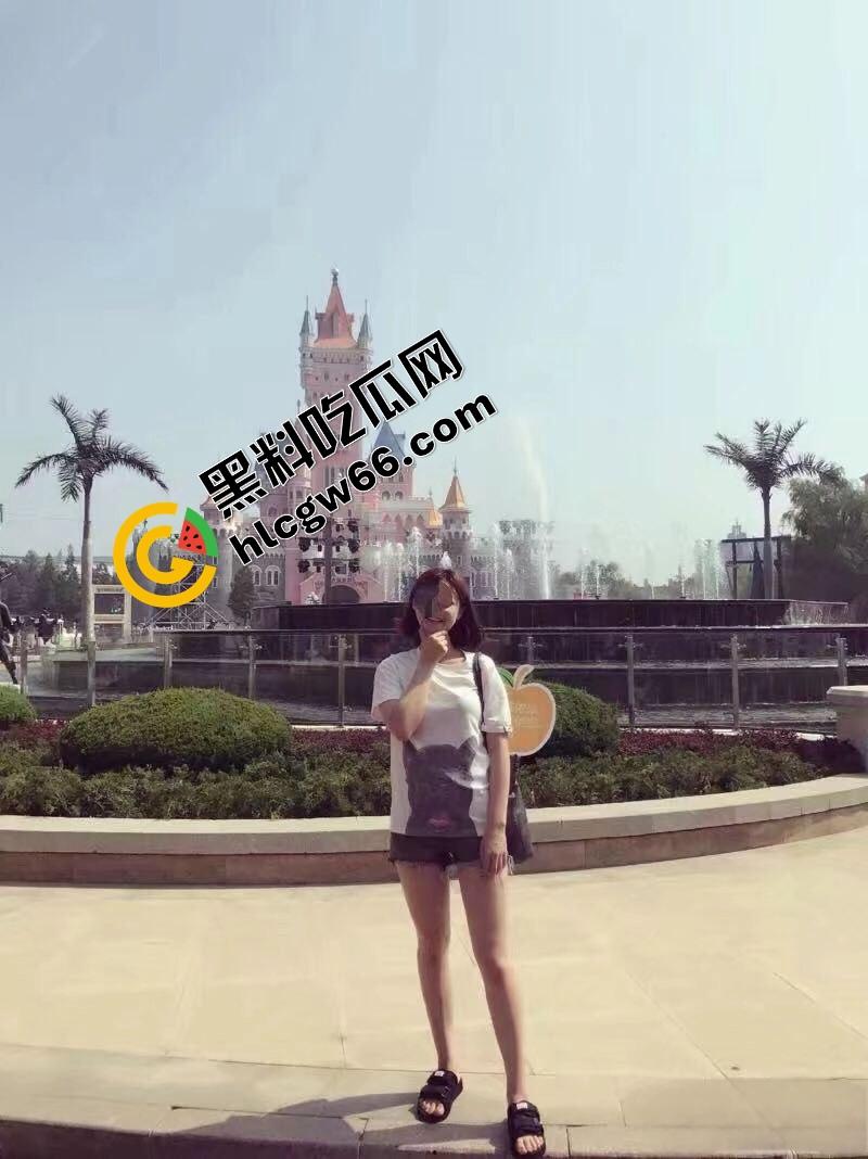 一根鸡巴干翻两个学妹,营口眼镜学妹【李静】啪啪视频曝光疯传,清纯脸配贱叫声,反差太猛!-12