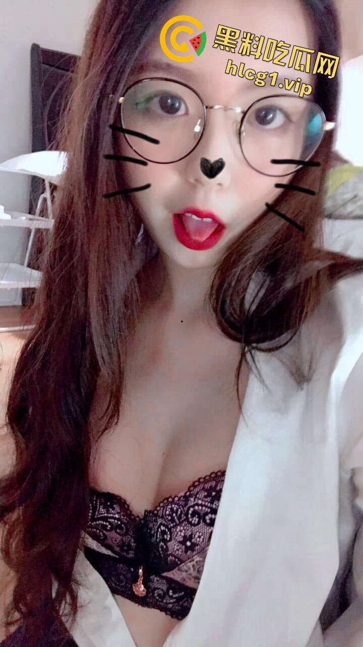 加拿大留学女友Echo反差自拍流出!甜美学霸秒变性感女神,画风大反转!-9