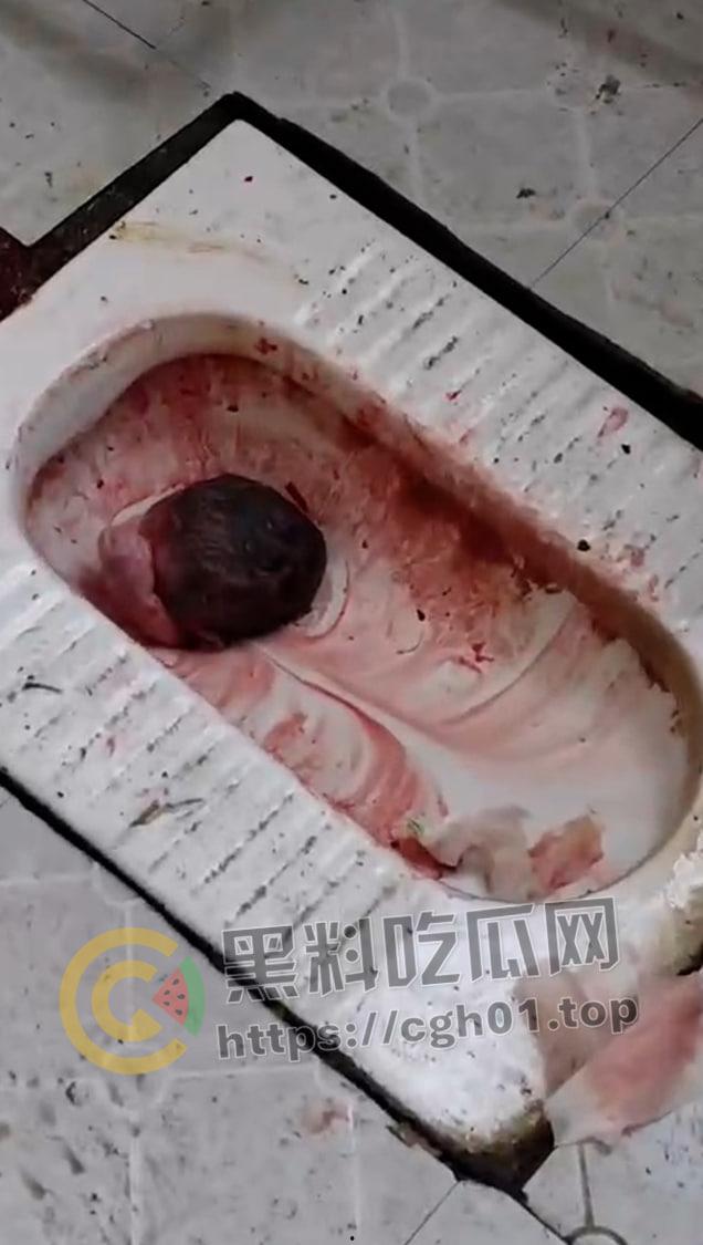 宁陵初中学生厕所生孩 扔厕所没有被冲走头被卡住 现场血腥画面流出-3
