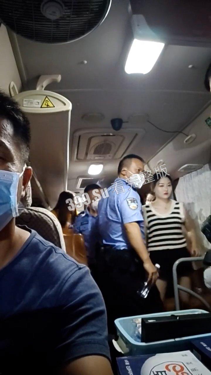 扫黄合集 常在河边走哪有不湿鞋 祝所有看到此视频的瓜友们都能在探险中平安归来!-6