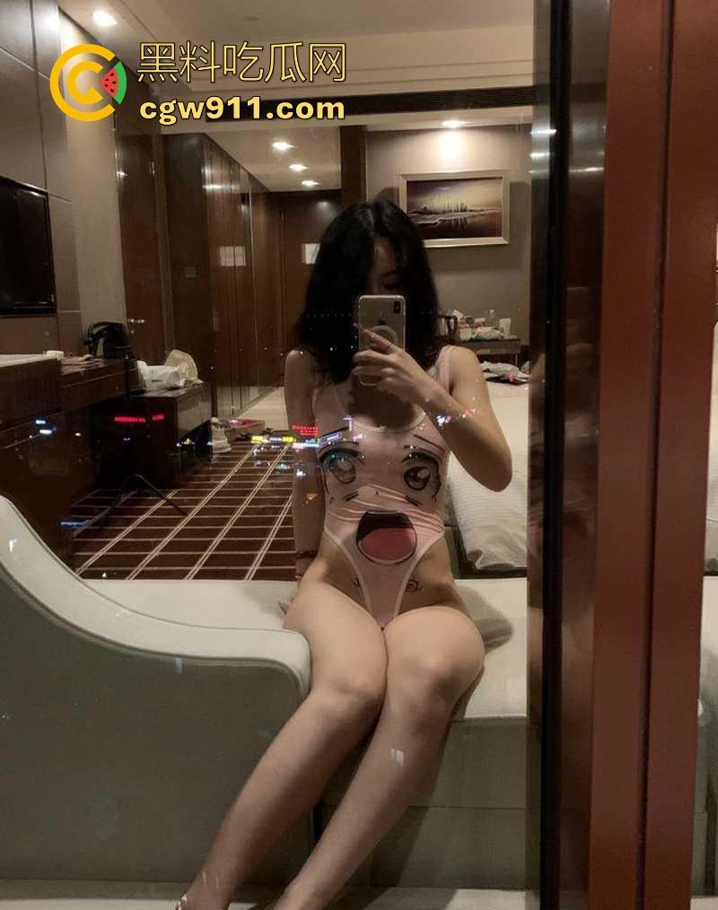 绝美魅魔女友【刘奕】露脸调教视频曝光,栓着狗链被猛干后入,滴蜡内射极其淫荡!-8