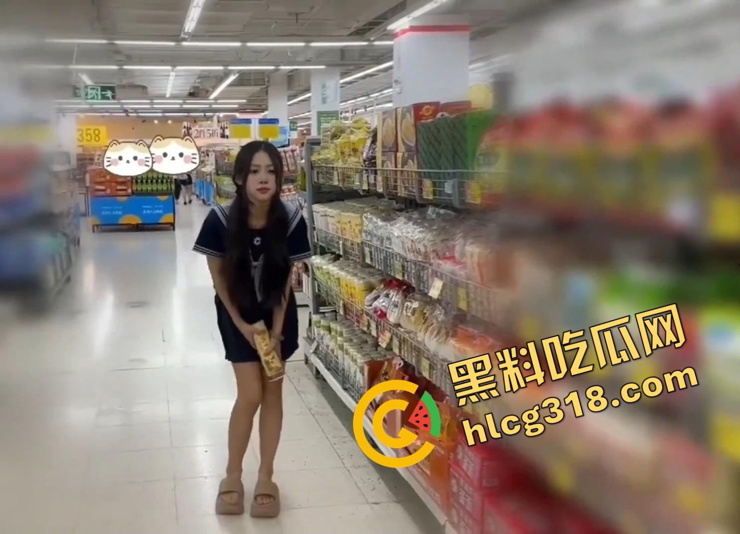 谁在超市开了恶魔模式?00后小萝莉骚货被调教到抽搐,开震蛋逛超市拿个薯片都夹腿哆嗦,夹着腿在抖!-7