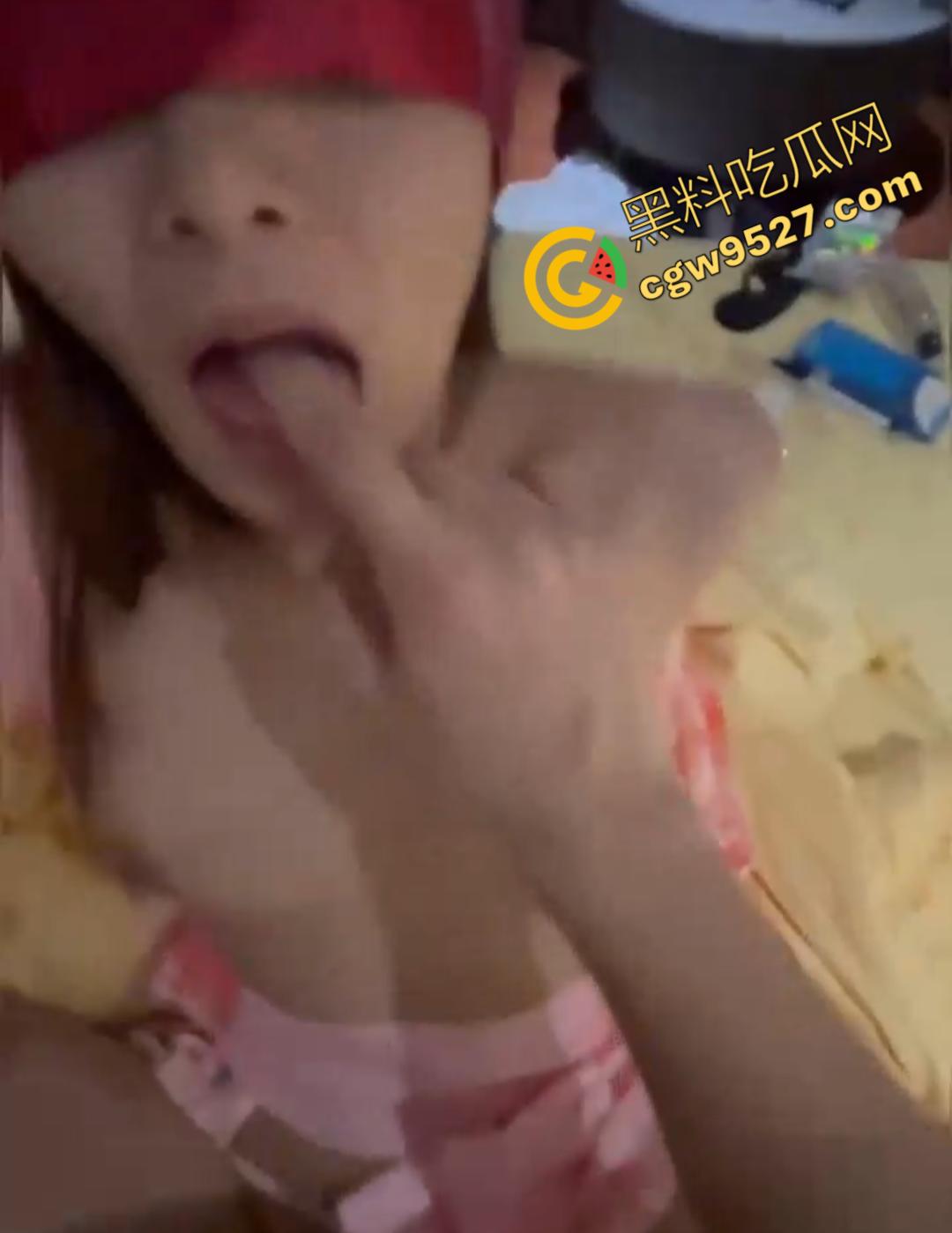 抖音网红【阿萍姐】做爱视频曝光!气质美女倒立深喉,巨乳肥臀极品身材,蒙眼调教骚到极致-11