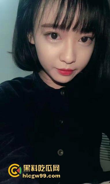 抖音热榜写字女神【十里桃花】定制视频曝光,隐退前的最后绝唱,清纯甜美娇羞大乳,很有撸点!-3