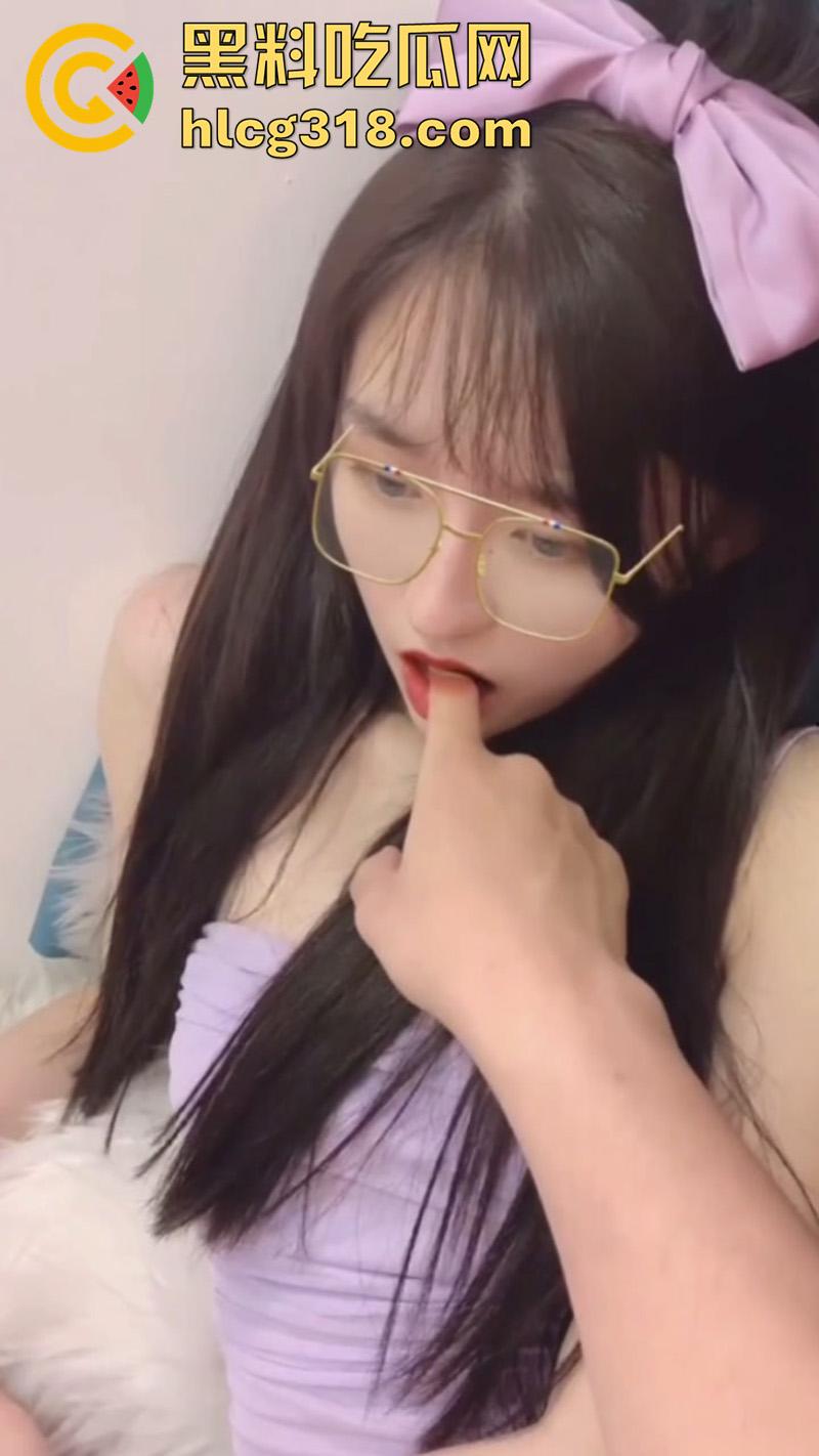 清纯玉女91女神【不见星空】,最新汉服古风福利,火遍全网的性感嫩妹,口活技巧绝对超一流!-2