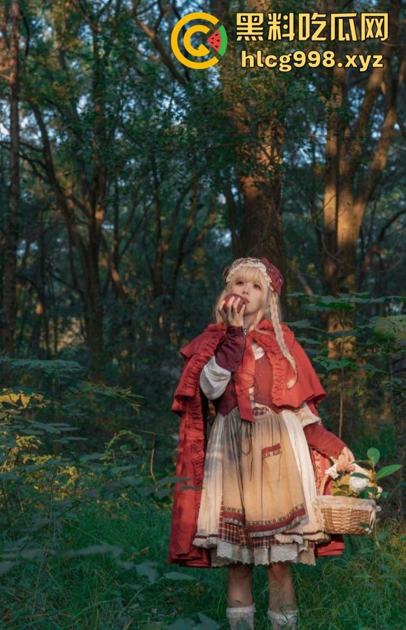 福利姬【咬一口兔娘ovo】户外小红帽捆绑写真,尺度大到离谱!大灰狼来了先吃上面还是下面?-14