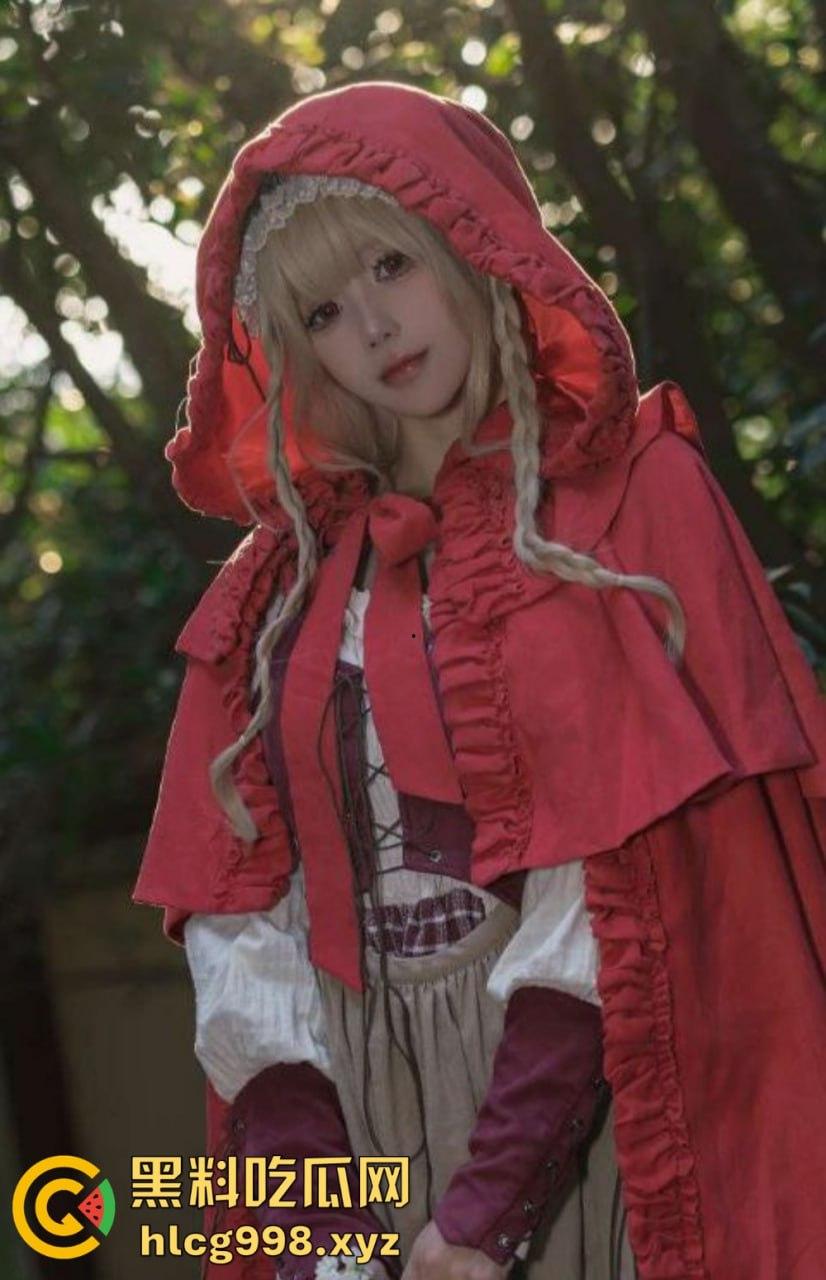 福利姬【咬一口兔娘ovo】户外小红帽捆绑写真,尺度大到离谱!大灰狼来了先吃上面还是下面?-39