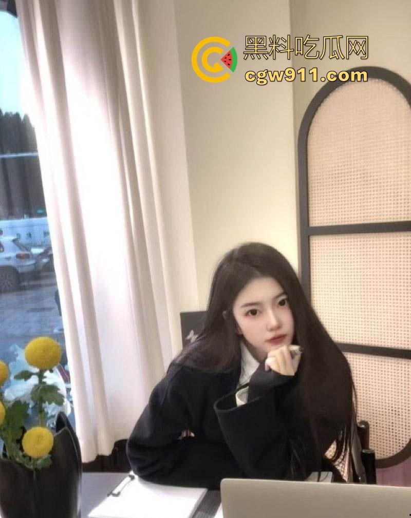 深圳高颜值清纯女神【沈佳颖】下班激情做爱解压,黑丝翘臀骑乘榨精,嫩穴喷汁内射高潮,从疲惫到狂热的转变!-5