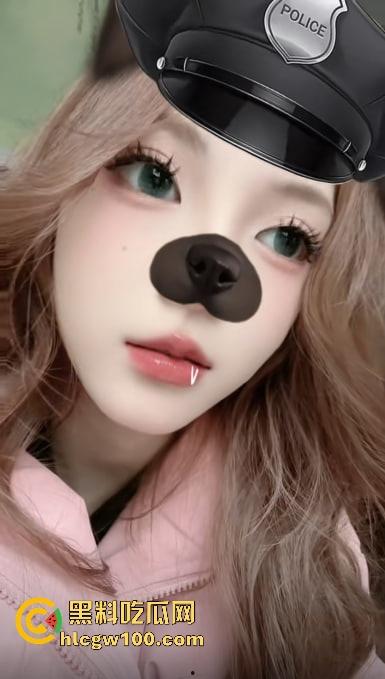 抖音鑫麟阁新娘技师『莉莉安』跪舔视频流出,白月光成屌下玩物,深情吃鸡巴被拍,全网独家曝光!-17