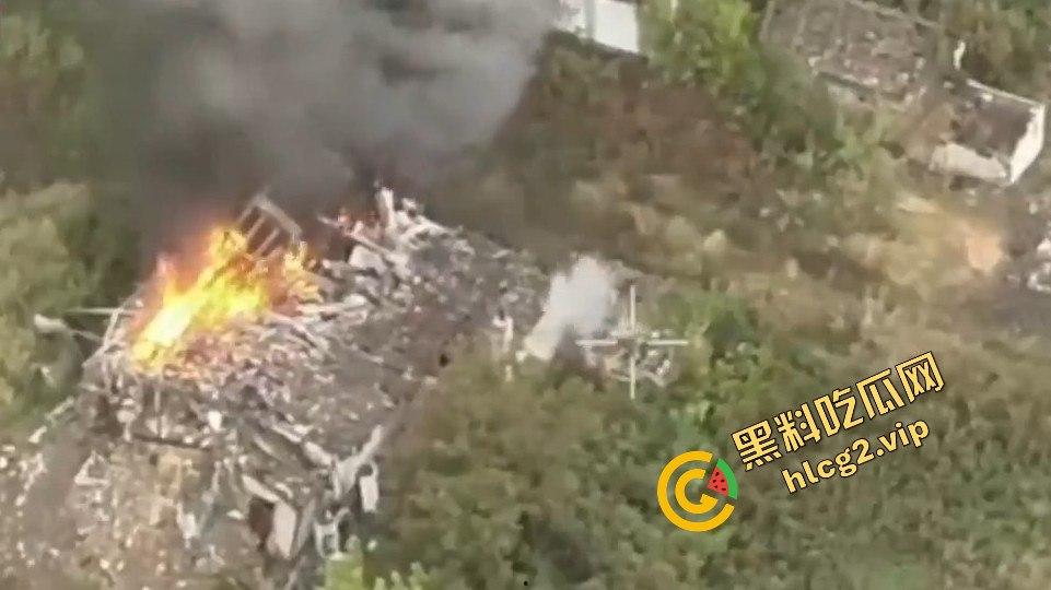 乌军装甲车突袭未果!俄罗斯空降旅强势反击,坦克全灭!】-4