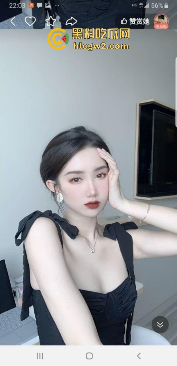 快手百万粉丝女神主播【卿卿】下海 粉嫩小穴和乳头让人大饱眼福 360度展示完美身材 私密处特写合集-6