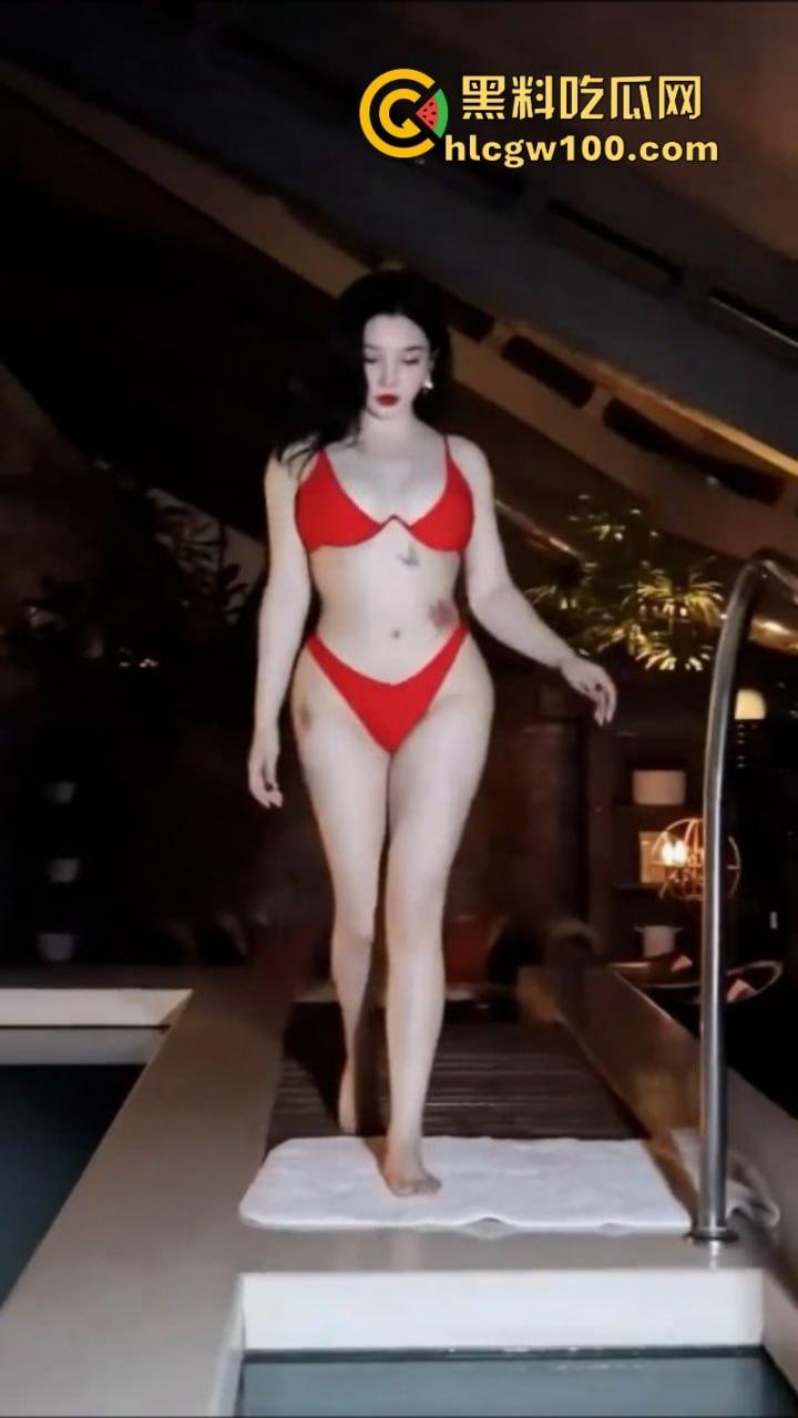 京城卡戴珊推特第一美臀【Eliya】大尺度福利视频合集 超高颜值逆天巨臀骚出天际 和她睡一晚需要注意些什么?-23