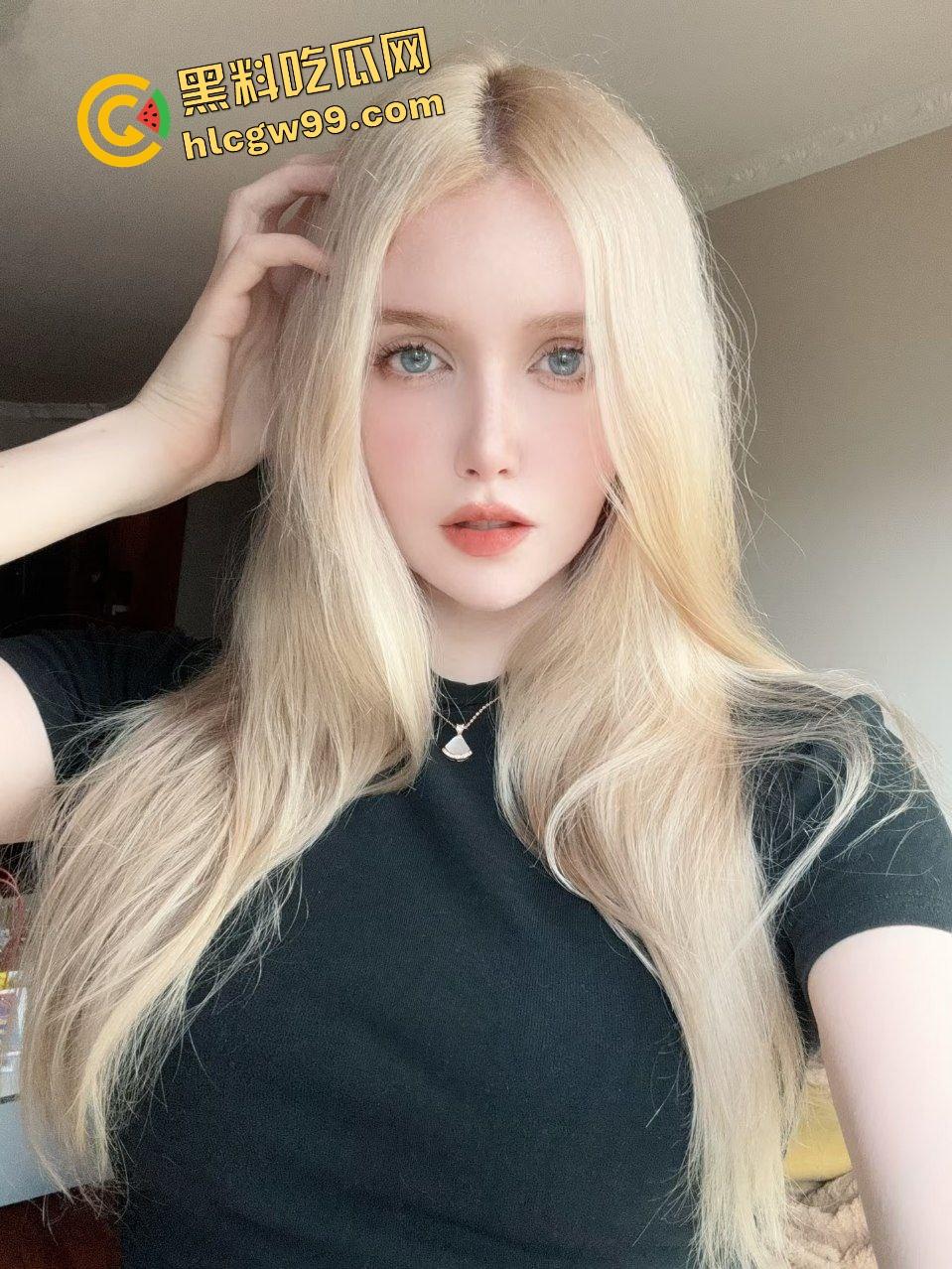 野性的呼唤!俄罗斯反差金发妹玩刺激露出,在野外雪地汽车上自慰抠逼,露天福利抓紧观赏,不愧是战斗民族!-3