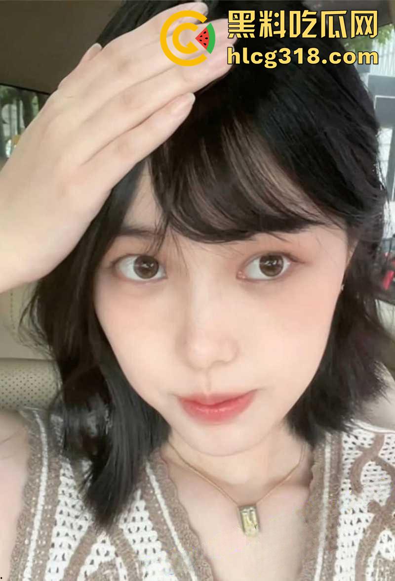 南京审计大学黄玉竹,逆天长腿校花女神,脸蛋甜美C杯傲胸,约炮大屌体育生,被男友发现曝光!-1