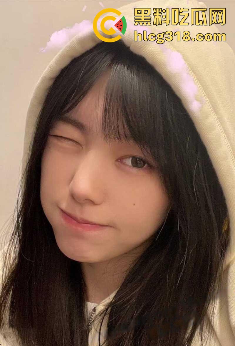 南京审计大学黄玉竹,逆天长腿校花女神,脸蛋甜美C杯傲胸,约炮大屌体育生,被男友发现曝光!-2