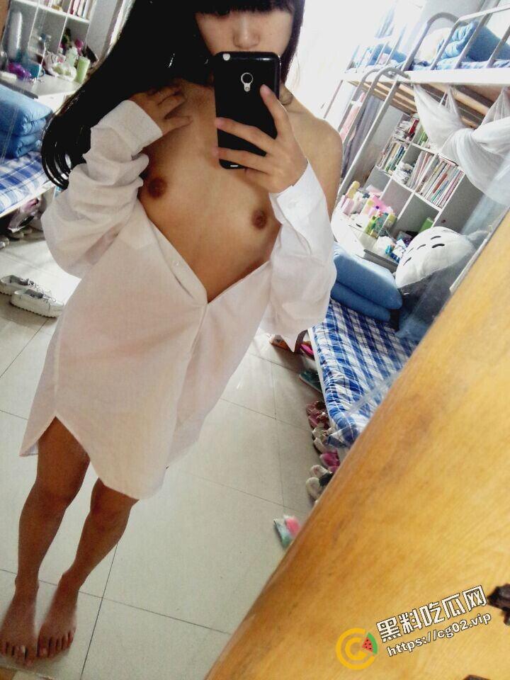 门事件 青岛科技大学校花 反差婊【陈琳琳】海量自拍和40分钟性爱性爱视频流出 当年是多少的人的白月光-22