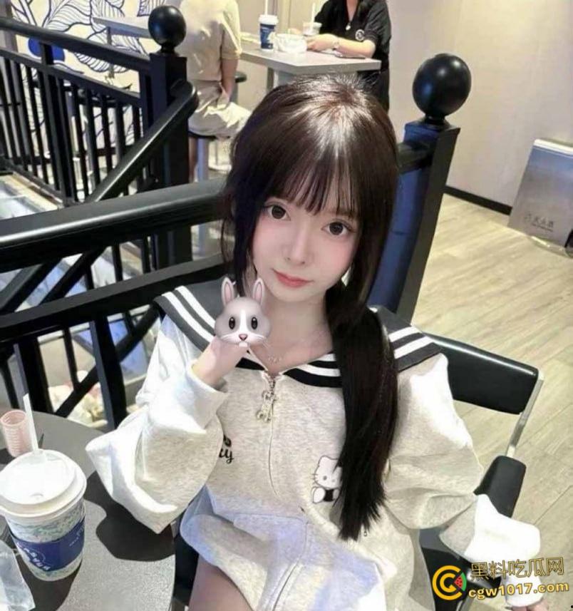 云南师范大学体育生【赵明理】，肌肉猛男与女友出租屋自拍做爱，巨乳翘臀无套抽插，把女友干的骚话连连 ！-2