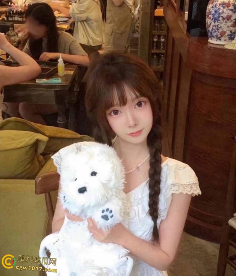 云南师范大学体育生【赵明理】，肌肉猛男与女友出租屋自拍做爱，巨乳翘臀无套抽插，把女友干的骚话连连 ！-3