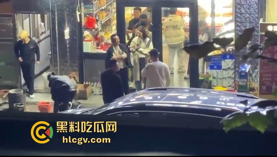 辽宁丹东女子深夜吃宵夜遭暴打！受伤入院已报警，背后原因引发关注！-9