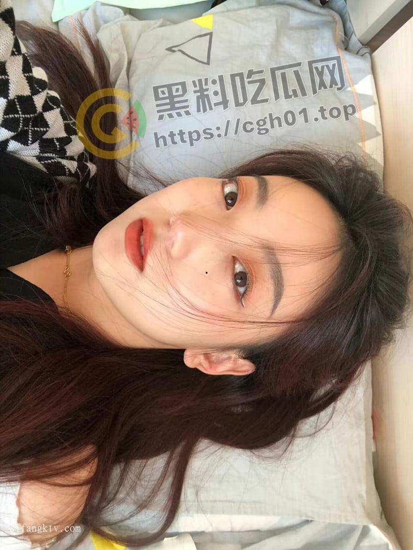 深圳极品黄发妹妹被男炮友勒索不成 私密做爱视频被流出 极品颜值身材 叫床骚的一逼 被干到翻白眼还在喊要-2