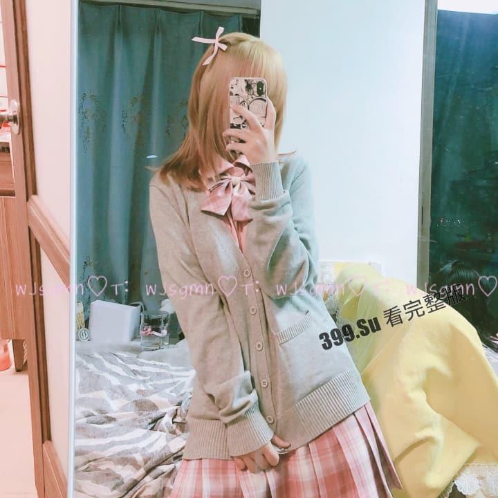 推特 #小鹿酱 洛丽塔露脸福利姬  粉嫩小骚穴双洞齐开  土豪私人定制课堂上穿JK自慰（精选私拍65P+12V合集）-11