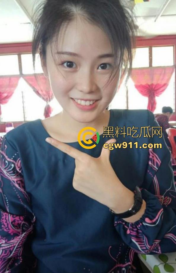 广州外企白领高管【沈佳奕】跟男友自拍啪啪流出,口交深喉吞精,一线天白虎嫩穴猛插,直接看射了!-3