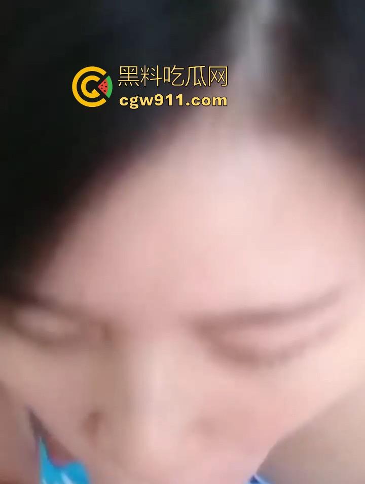 广州外企白领高管【沈佳奕】跟男友自拍啪啪流出,口交深喉吞精,一线天白虎嫩穴猛插,直接看射了!-7