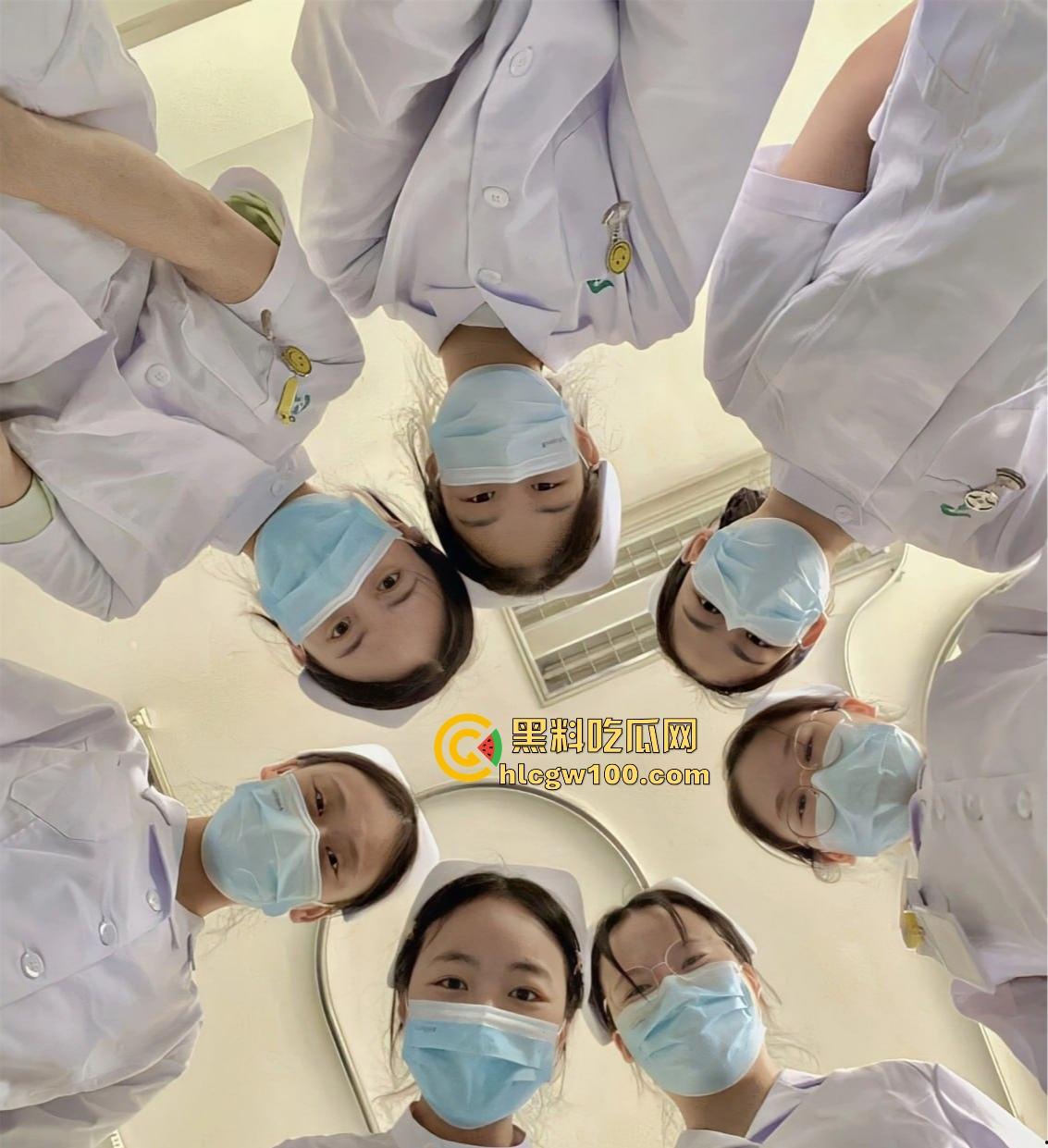 深圳某卫校高颜反差护士【刘芸芸】兼职外围私拍流出，线下约炮金主调教啪啪长得好看身材无敌！-15