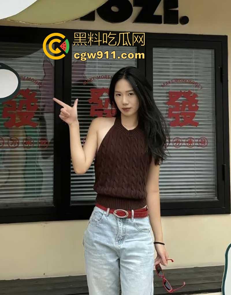 约炮上海电力大学社团美女主席，高颜值极品女大，约炮成瘾拍自慰淫片撩骚，被炮友操的淫水直流！-4