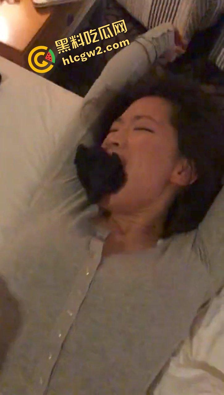 晋城职业技术学院反差骚贱母狗『戴诗诗』毕业后遇多金大叔 抛弃男友堵嘴调教！独家流出！-7