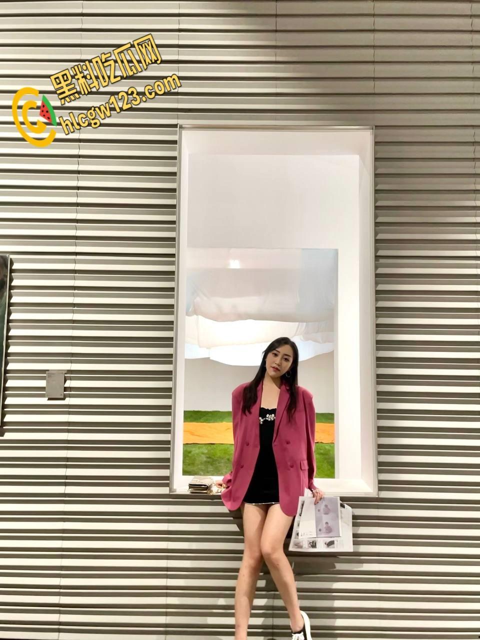 御姐嫩模于明盛,在穷人面前装大款 ,在金主面前就是被捆绑调教的小骚逼 !-3