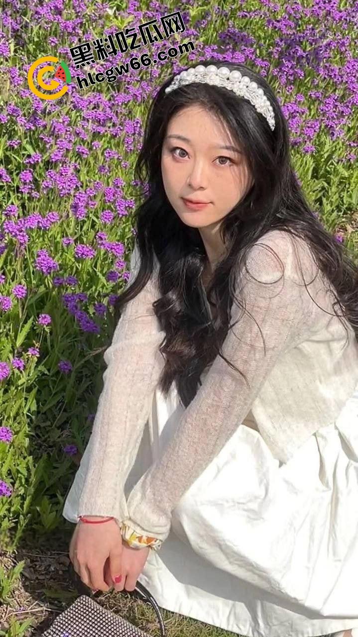 南通【罗佳佳】白天打表格晚上打炮，酒吧勾搭调酒师当场被插烂，被男友发现反手发进国产区！-8