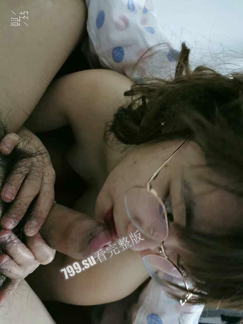 大连小情侣日常同居自拍 蜜桃臀被疯狂插入 口爆吞精 极致调教-9