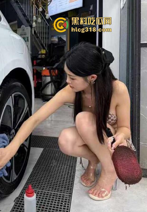 朋友洗车店推出美女比基尼洗车，去光顾一下把车洗了，随便把洗车模特拐回家把我小弟也洗一下。-8