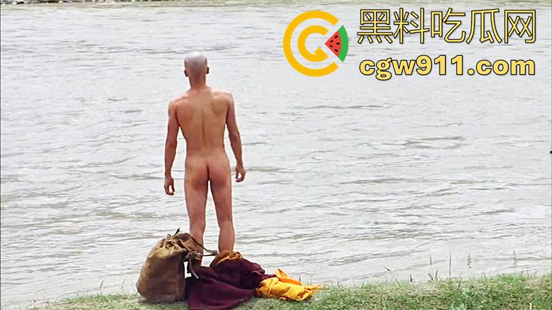 女神钟丽缇下海力作【色戒】，全裸勾引僧人还俗，藏传密宗的性爱故事，吊起插入旋转那一幕，真是会玩啊！-1