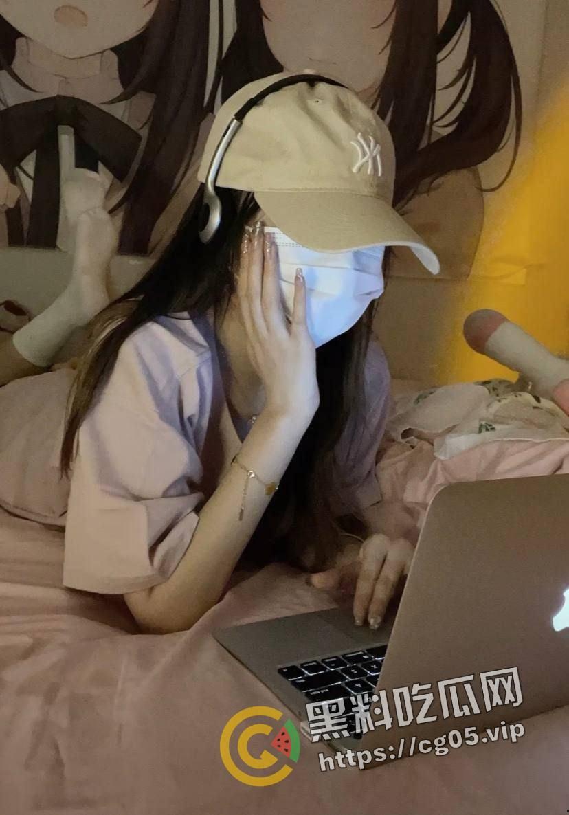 瓜友投稿！自家反差女友 ktv被捡尸博同情 多次出轨约炮死不悔改 天生贱母狗-4