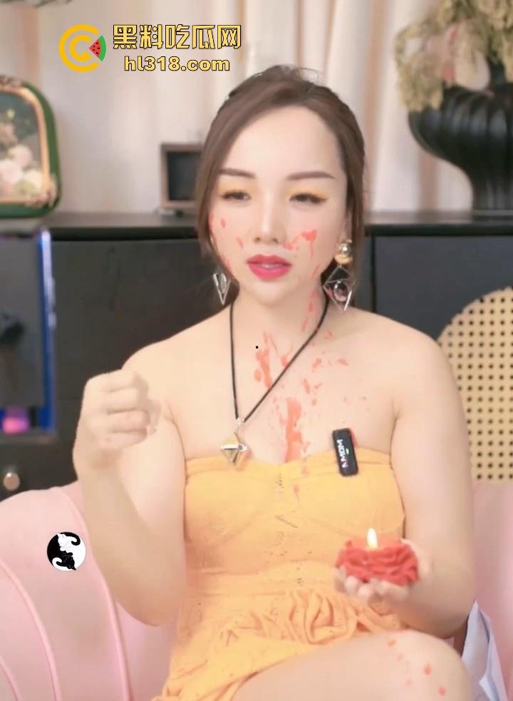 黑料性爱课堂又来啦!性爱导师超长直播讲解,异地恋震动球与滴蜡玩法,各位尝试的时候别买错蜡烛噢!-6