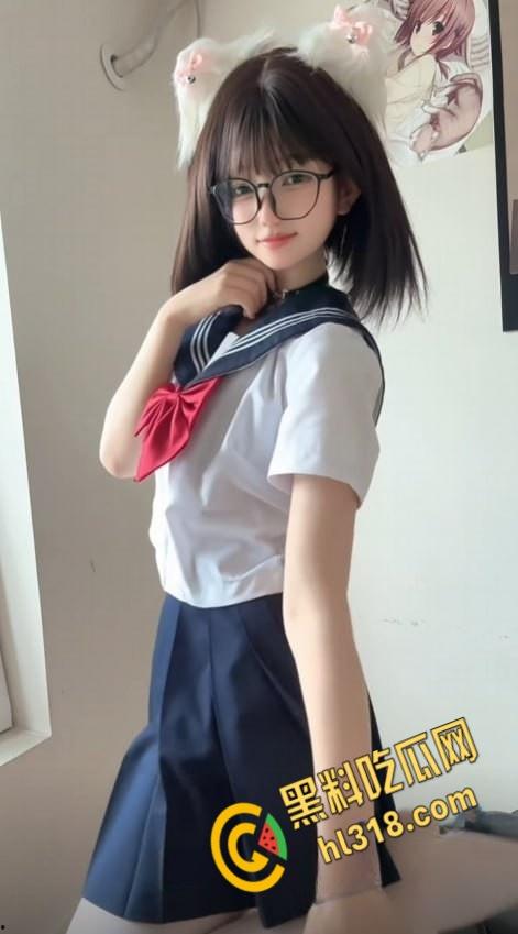 抖音50W粉丝网红【不想早起】，双马尾萝莉嫩妹，金主定制付费视频，简直就是宅男心中的女神们  !-3