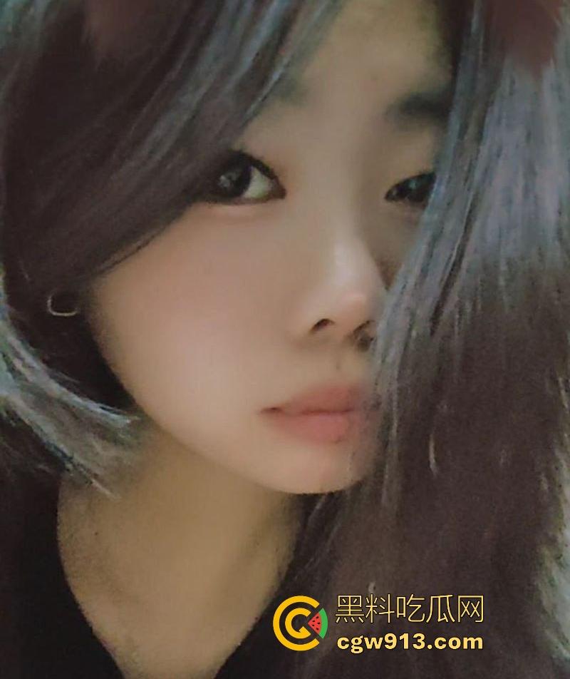 河南大学骚逼【李萌瑶】因寂寞背叛约炮，绿帽哥怒曝母狗性爱视频，这叫声这身材，硬爆了！-4