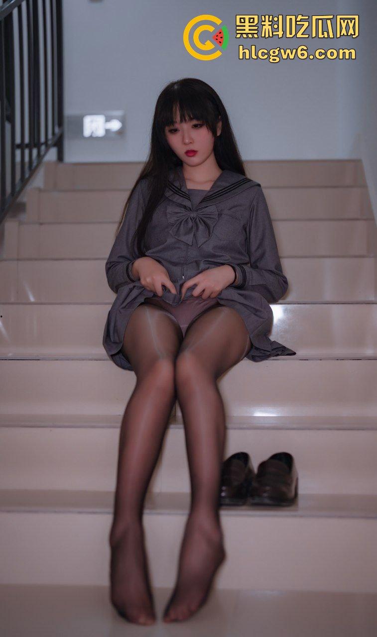 那些年楼道里的春宵刺激 让呻吟回荡整层楼  这种后入的快感谁试谁知道 !-19