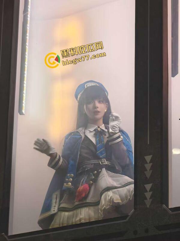 舔得起却戴不起,富哥花400万包养Coser『花卷』豪租26K月租房成了黄毛3天9次无套炮房!-35