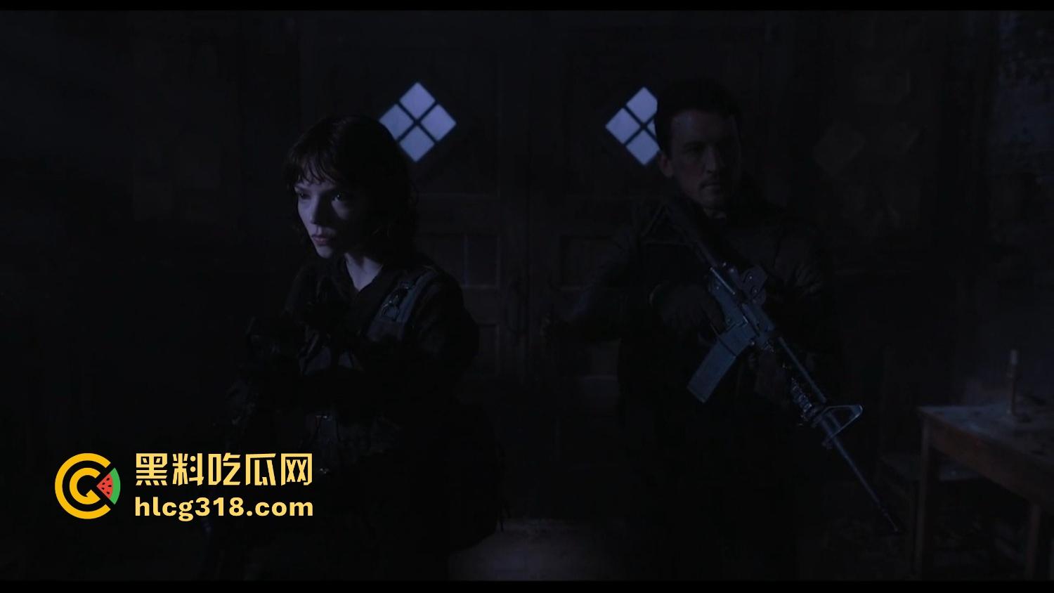 双杀手谈恋爱还上头？《峡谷 The Gorge》爆出杀人不眨眼，2025大片免费看！-3