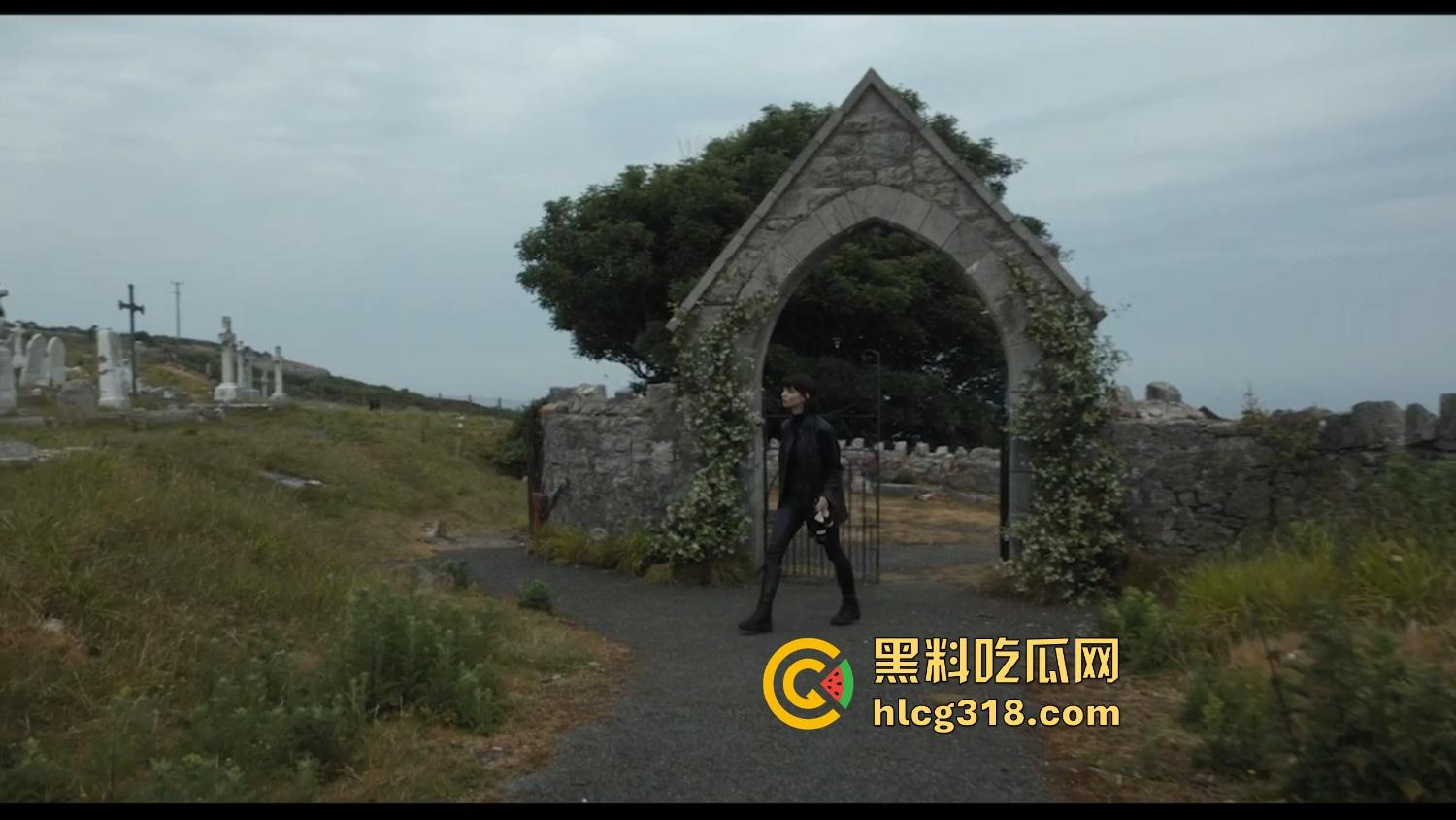 双杀手谈恋爱还上头？《峡谷 The Gorge》爆出杀人不眨眼，2025大片免费看！-11